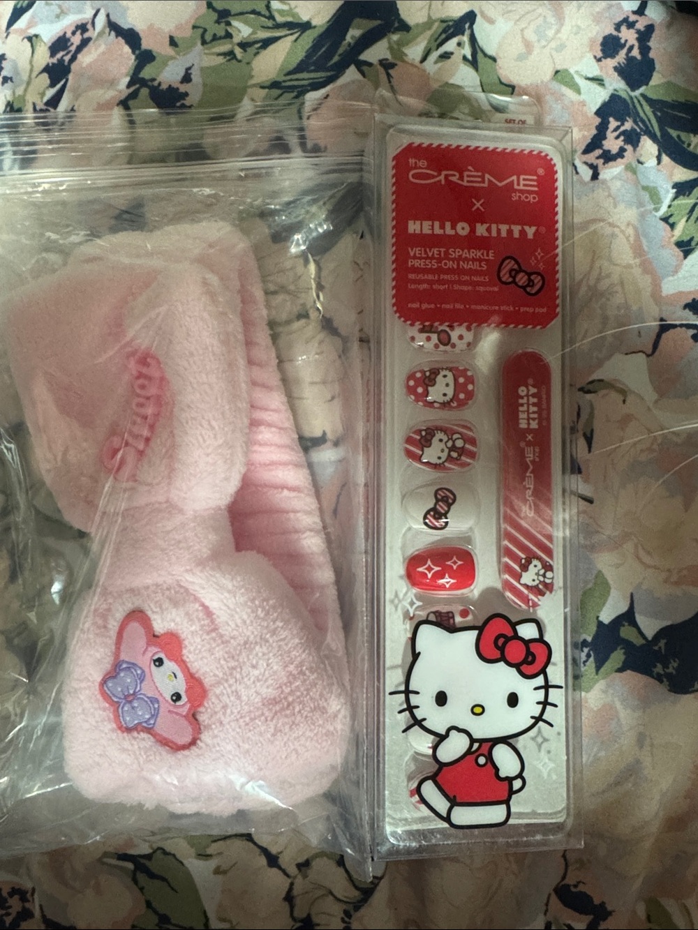 Hello Kitty Velvet Sparkle Press-On Nails + Pink Plush Headband